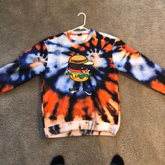 Colorful sweater - Picture 1 of 1